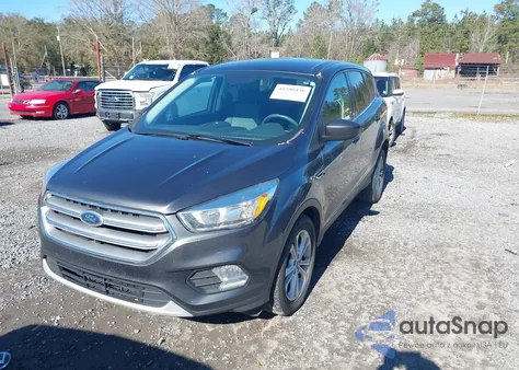 2017 Ford Escape Se z USA, uszkodzony, nr VIN 1FMCU0GD9HUA71370